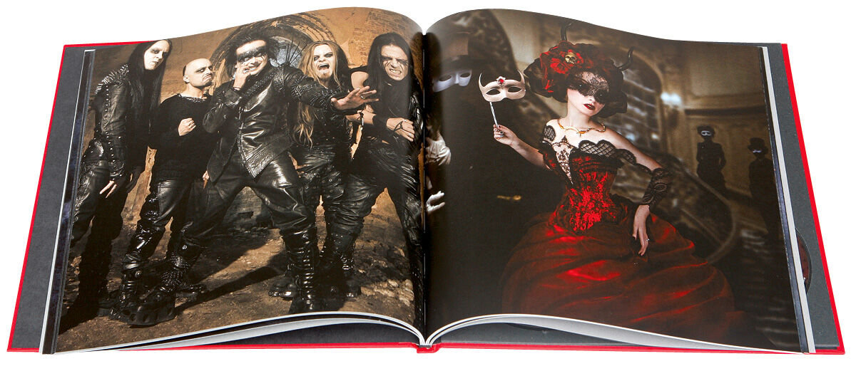 Darkly, darkly, venus aversa