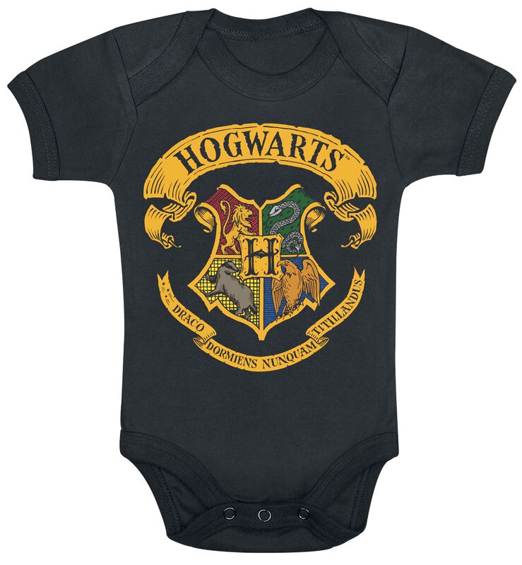 Barn - Hogwarts Crest